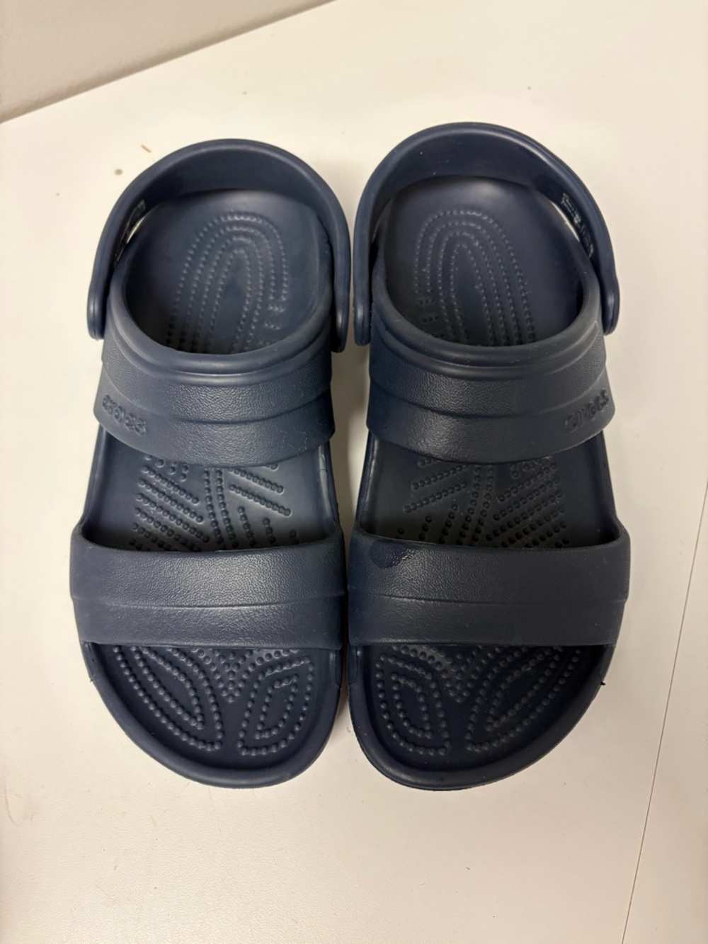 Crocs Classic 2 Strap Unisex Sandals in Blue Size 8 Women’s Size 6 Men’s